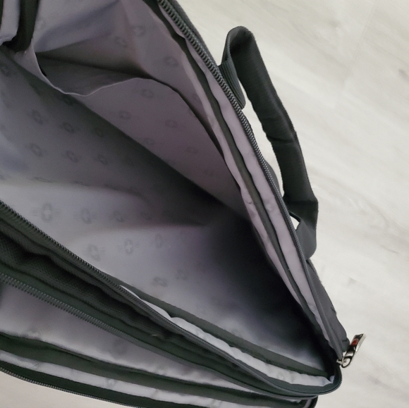 SwissGear laptop bag - Picture 3 of 4